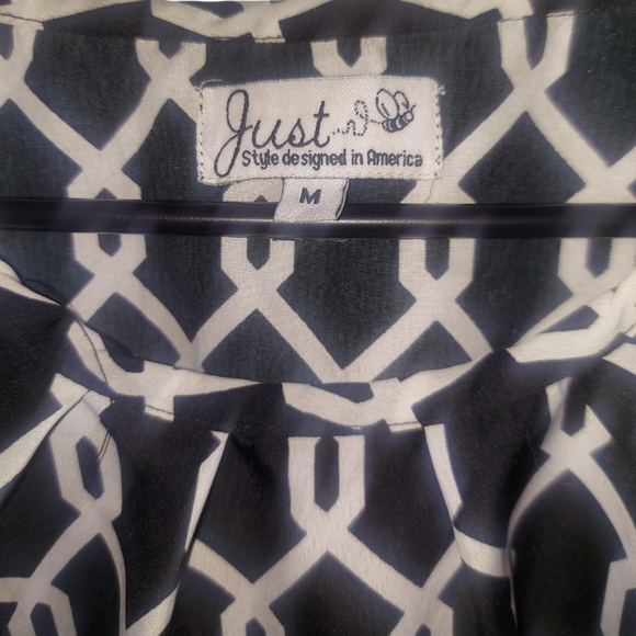 White chain link design/black straight dress By Just BEE-SZ M - Picture 3 of 7